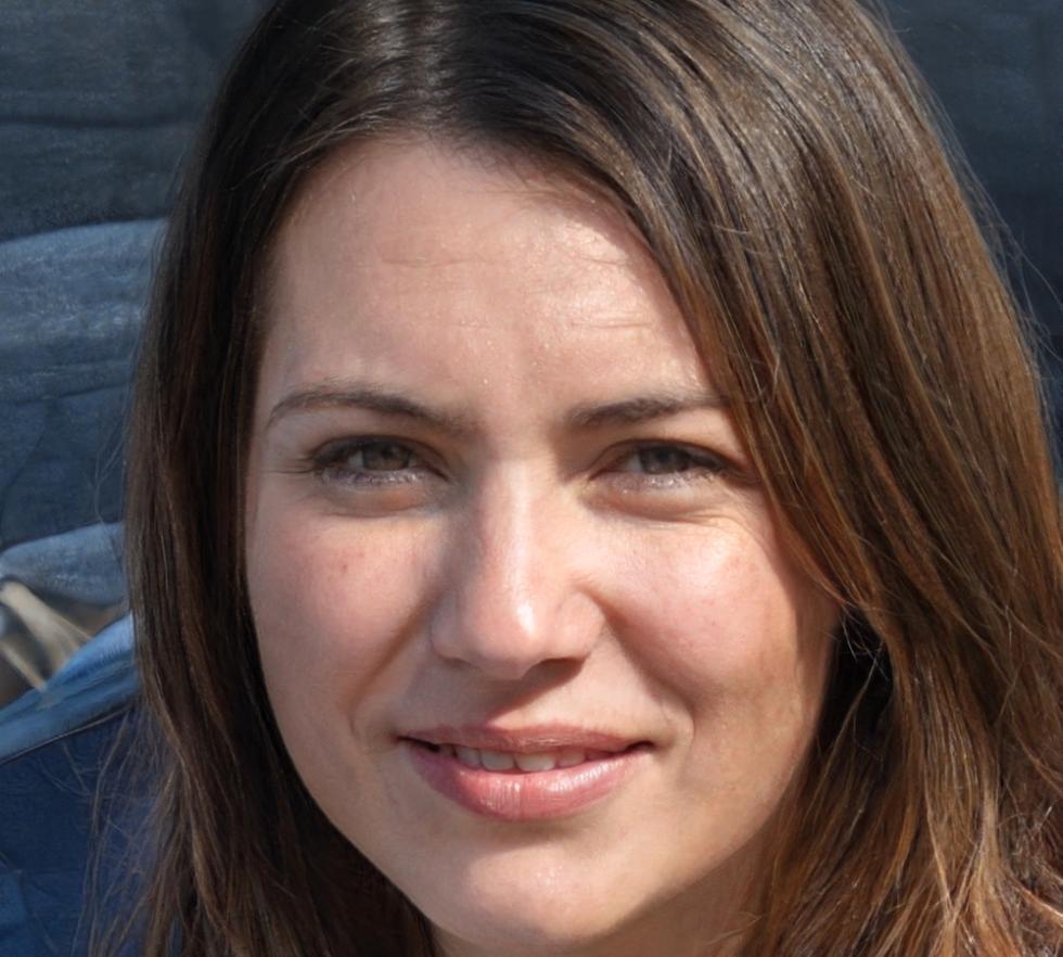 Emilia Varga - Community Coordinator